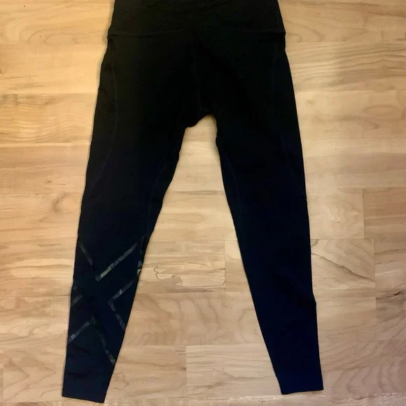 Compression Tights: 2XU - Picture 9 of 14